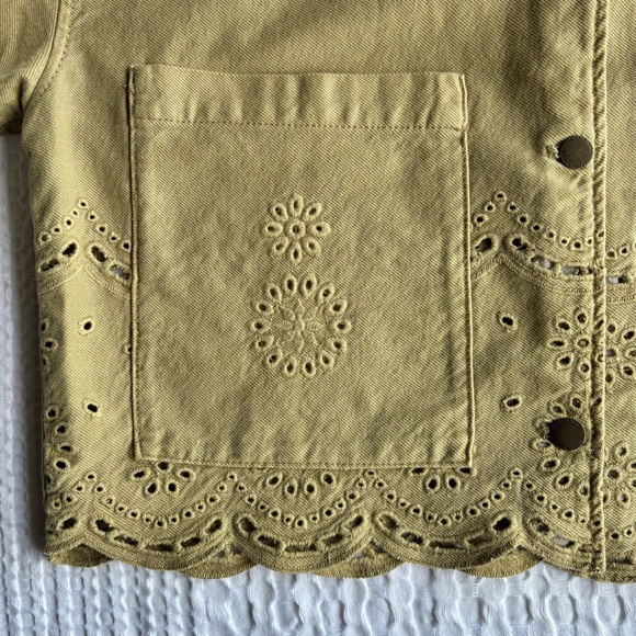 Zara Warm Olive Utility Shirt Jacket Floral Eyelet Scalloped Hem, Size Medium - Picture 3 of 5